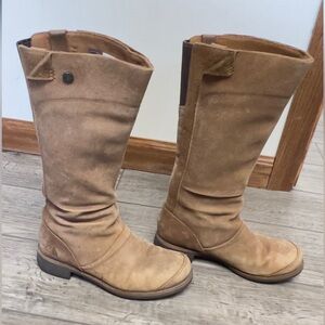The North Face Tan Suede Winter Boots